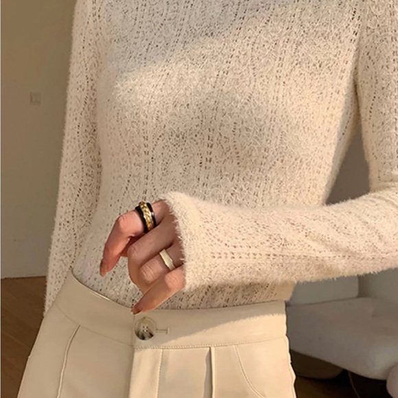 NWT Floral Hollow Knit Crew Nexk Long Sleeve top - XL - Cream - Picture 6 of 8